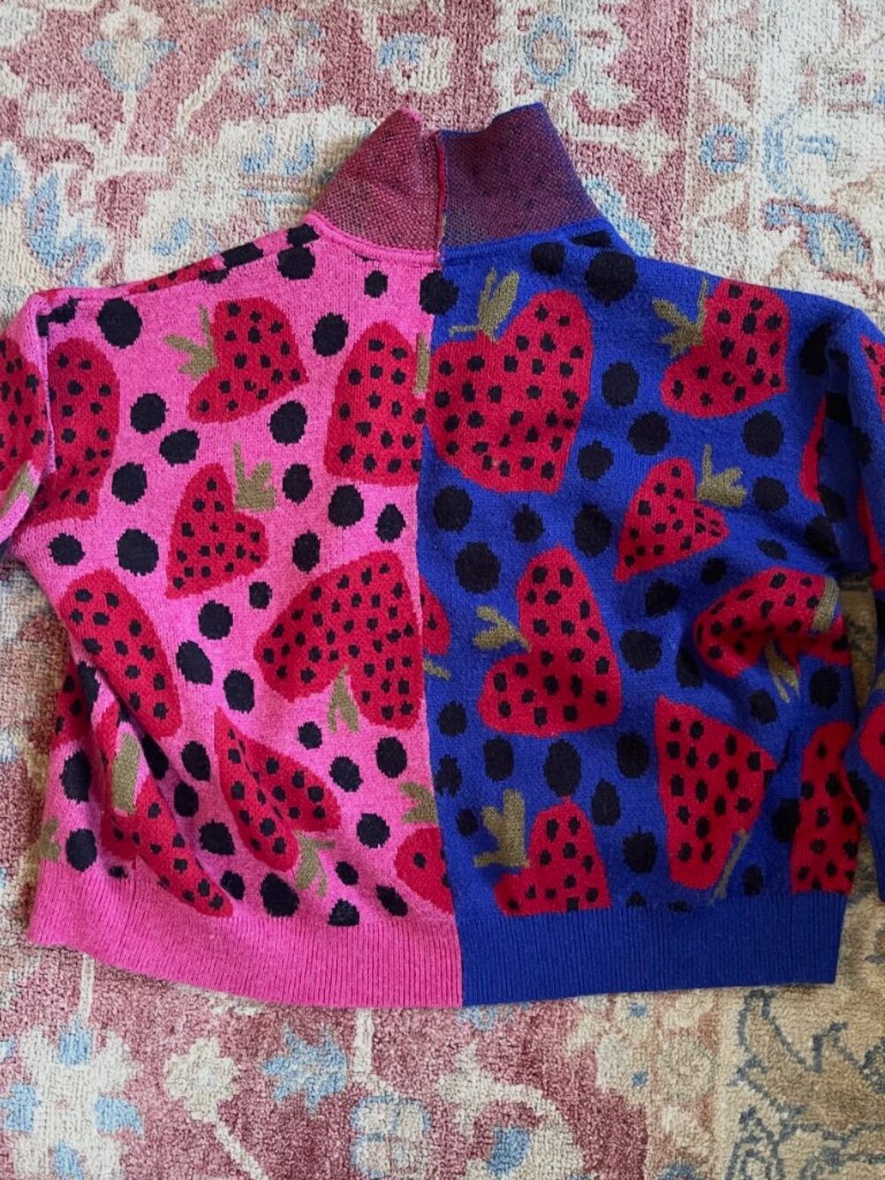 FARM Rio Strawberry Hearts Cardigan Sweater – Pink & Blue Split Print (Size M) - Picture 8 of 8